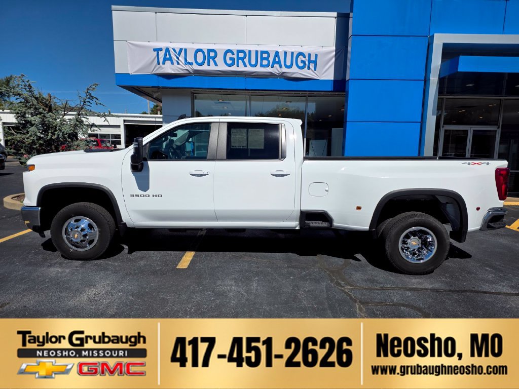 Used 2025 Chevrolet Silverado 3500 LT w/ Convenience Package AWD/4WD image 1