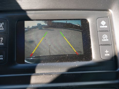 Used 2015 Chrysler 200 Limited w/ Convenience Group image 38