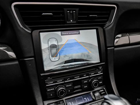 Used 2016 Porsche 911 Turbo S image 79