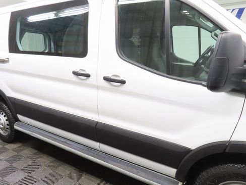Used 2023 Ford Transit 250 Low Roof AWD w/ Exterior Upgrade Package image 26