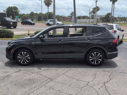 Used 2022 Volkswagen Tiguan S FWD image 8