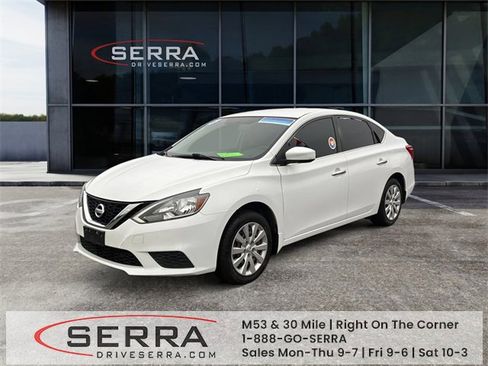 Used 2016 Nissan Sentra S image 1