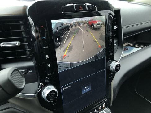 Used 2024 RAM 2500 Laramie image 28