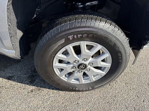 Used 2025 Toyota Tacoma SR5 image 4