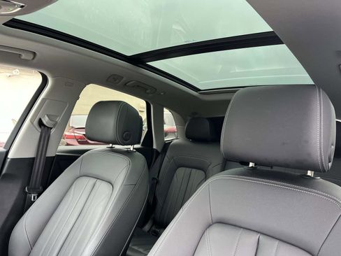 Used 2021 Audi Q5 2.0T Premium image 23