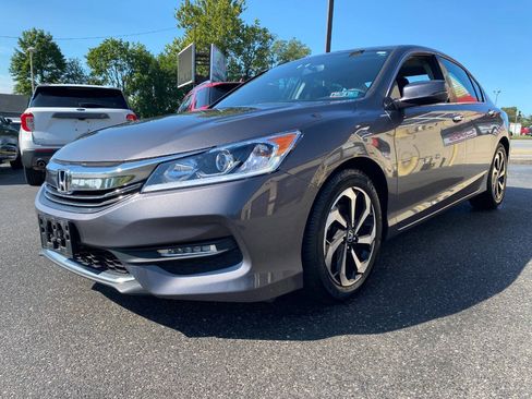 Used 2016 Honda Accord EX image 7