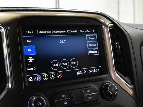 Used 2019 Chevrolet Silverado 1500 High Country w/ High Country Premium Package AWD/4WD image 18