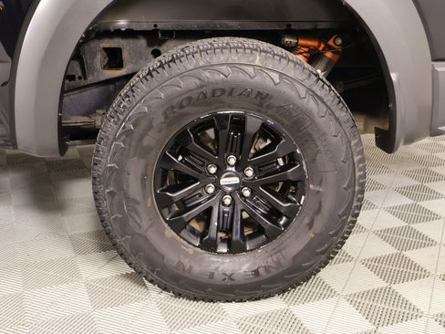 Used 2020 Ford F150 Raptor w/ Equipment Group 802A Luxury image 21