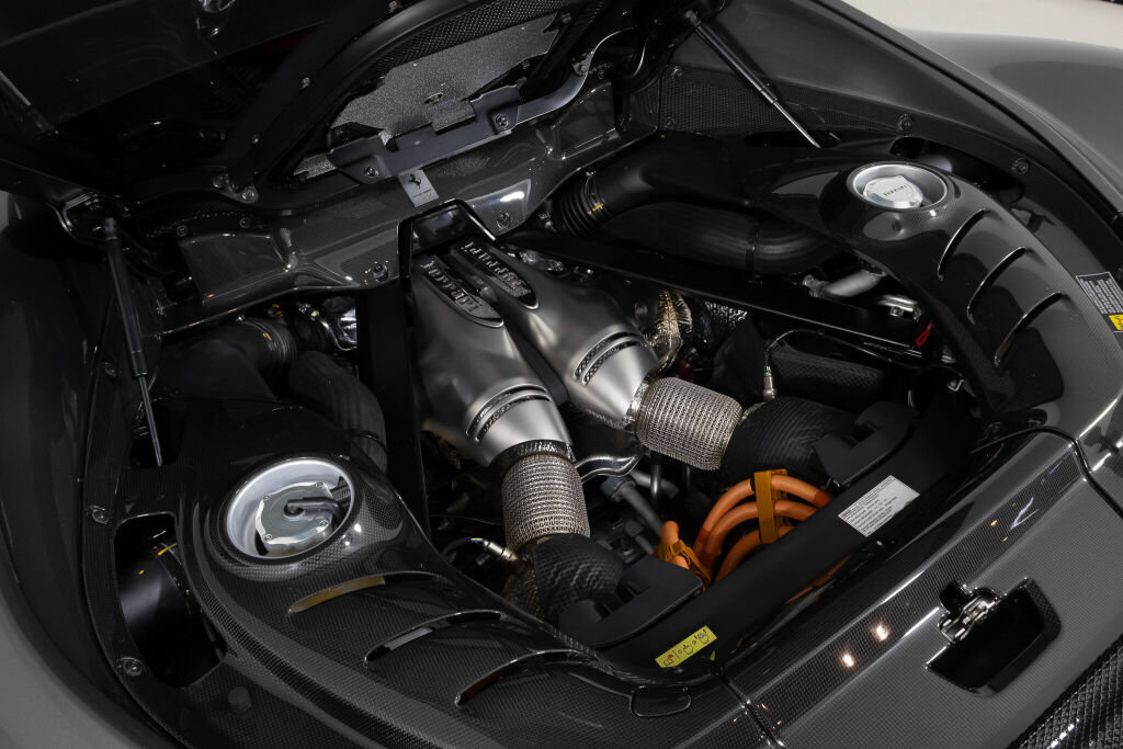 Used 2024 Ferrari 296 GTB RWD image 19
