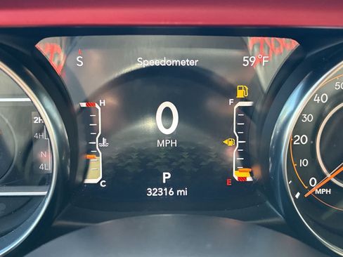 Used 2023 Jeep Wrangler Unlimited Rubicon w/ Cold Weather Group image 11