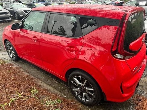 Certified 2021 Kia Soul Turbo FWD image 3