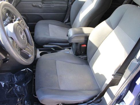 Used 2012 Jeep Patriot Sport image 13