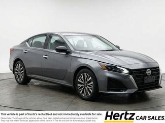 Used 2025 Nissan Altima 2.5 SV video 1