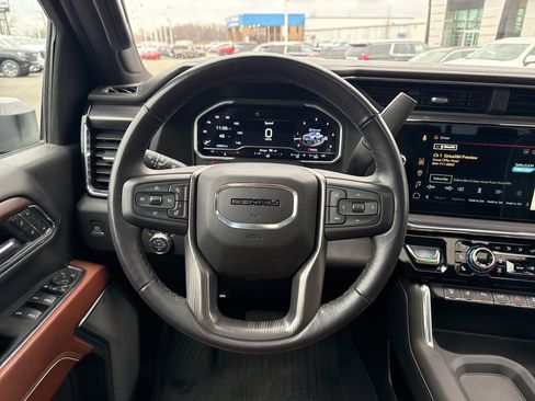 Used 2024 GMC Sierra 3500 Denali Ultimate image 16