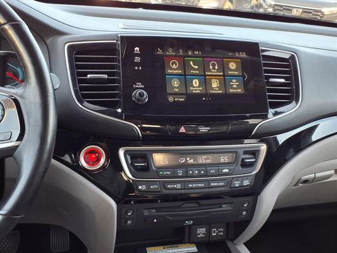 Used 2019 Honda Pilot Elite image 16