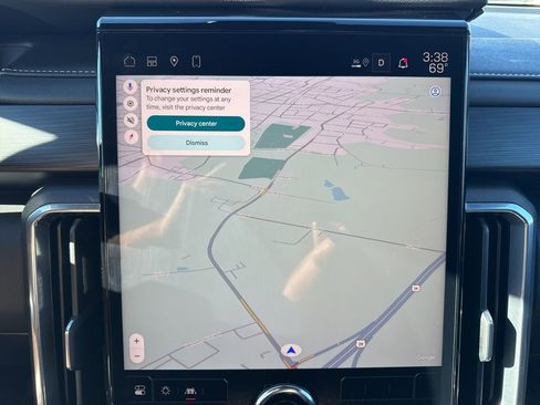 Used 2025 GMC Acadia Elevation image 19