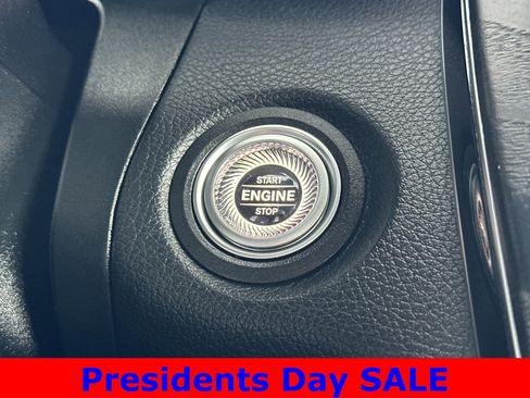 Used 2021 Mercedes-Benz GLC 300 image 23