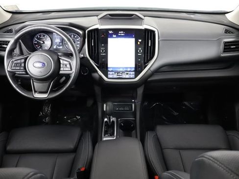 Used 2023 Subaru Ascent Limited w/ Technology Package AWD/4WD image 13