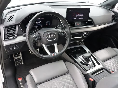 Used 2021 Audi SQ5 Premium Plus w/ Premium Plus Package AWD/4WD image 14