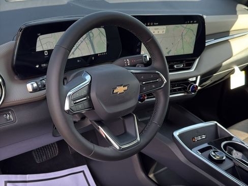 New 2026 Chevrolet Equinox LT w/ Convenience Package II image 26