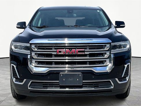 Used 2023 GMC Acadia SLE image 3