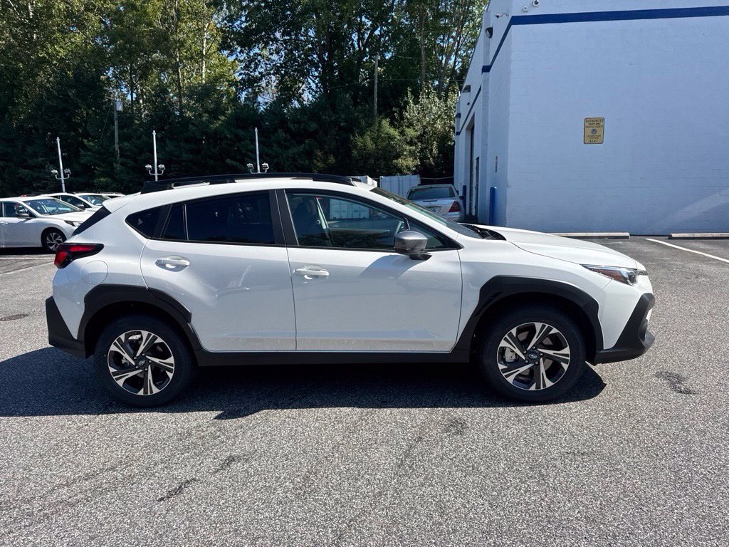 Used 2026 Subaru Crosstrek 2.5i Premium AWD/4WD image 4