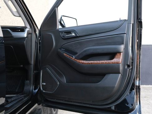 Used 2017 Chevrolet Tahoe Premier image 32