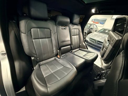 Used 2019 Land Rover Range Rover Sport HSE Dynamic image 17