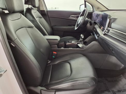 Used 2023 Kia Sportage SX FWD image 9
