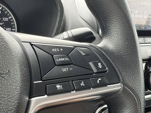 Used 2025 Nissan Sentra SV FWD image 13