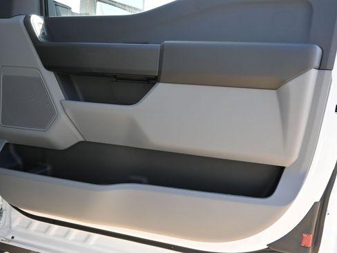 New 2026 Ford F550 4x4 Supercab Super Duty image 16