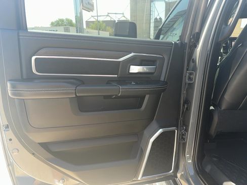 New 2026 RAM 2500 Laramie w/ Night Edition AWD/4WD image 9