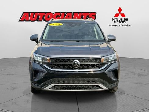 Used 2024 Volkswagen Taos SE image 6