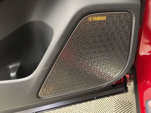 New 2026 Mitsubishi Outlander SEL image 23