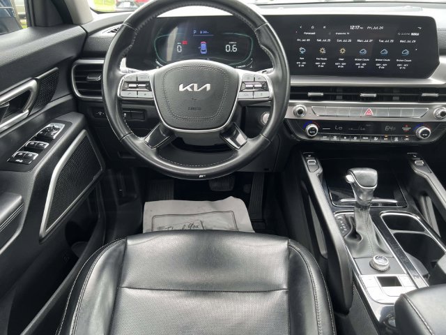 Used 2024 Kia Telluride S w/ S Sunroof Package FWD image 22