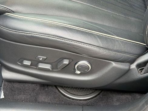 Used 2021 Genesis GV80 2.5T w/ Prestige Package 04 image 16