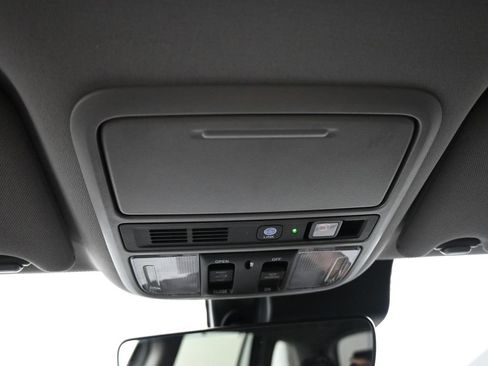 Certified 2022 Honda Pilot Touring image 17