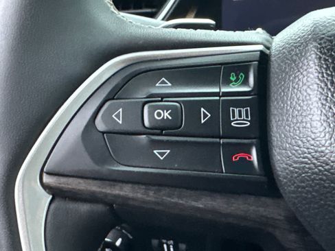 Used 2023 Jeep Grand Cherokee Limited w/ Trailer Tow Prep Group (B) image 21