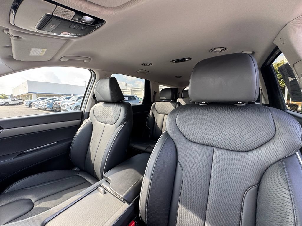 Used 2024 Hyundai Palisade SEL FWD image 19