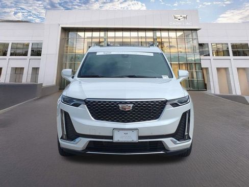 Certified 2023 Cadillac XT6 Premium Luxury FWD image 2