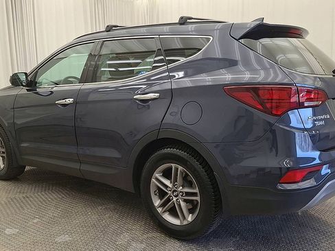Used 2017 Hyundai Santa Fe Sport AWD/4WD image 9