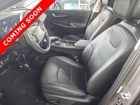 Used 2023 Kia EV6 Wind w/ Wind Technology Package AWD/4WD image 6