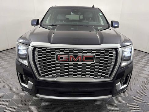 Used 2023 GMC Yukon Denali AWD/4WD image 2