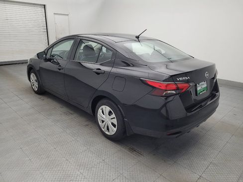Used 2020 Nissan Versa S FWD image 5