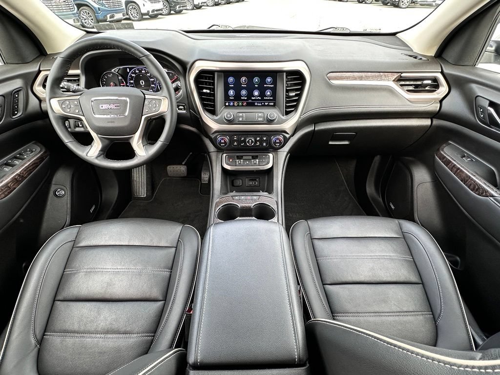 Certified 2023 GMC Acadia Denali w/ Denali Ultimate Package AWD/4WD image 29