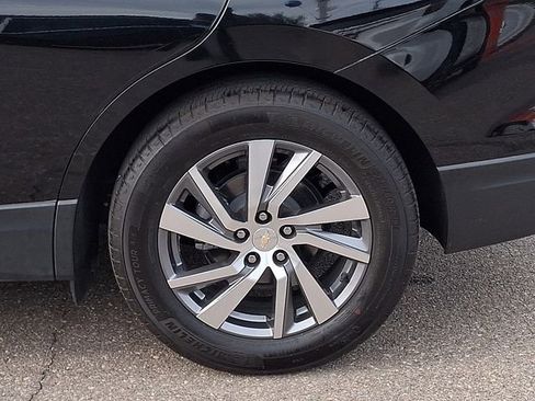 Used 2023 Chevrolet Equinox Premier FWD image 29