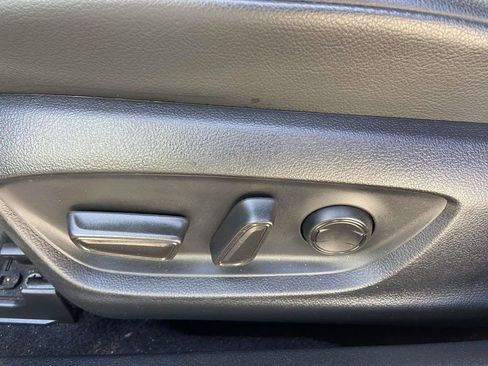 Used 2023 Toyota Camry SE image 16