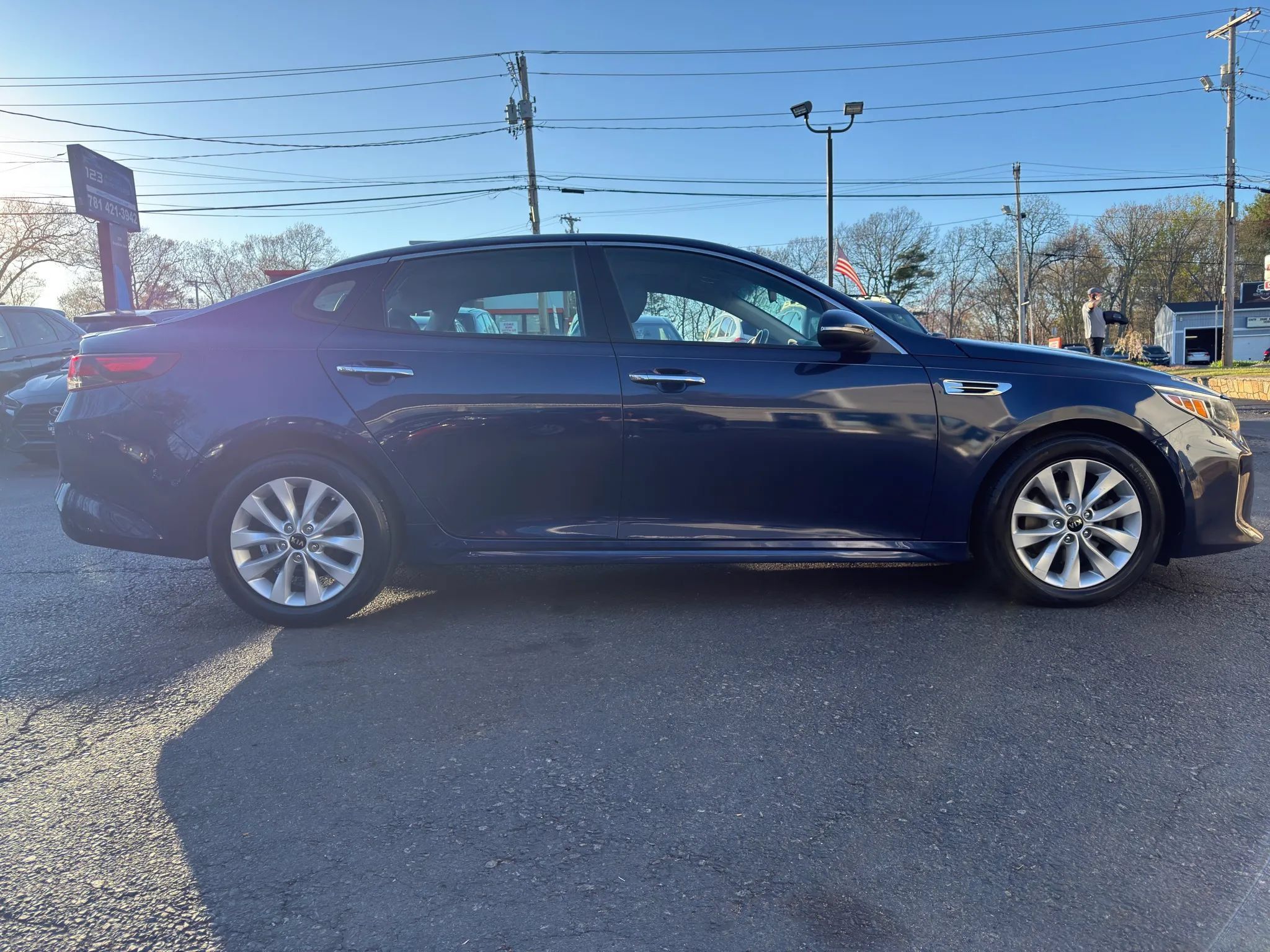Used 2018 Kia Optima S w/ Panoramic Sunroof Package FWD image 8