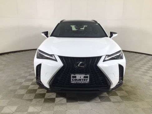 Used 2023 Lexus UX 250h F Sport image 2