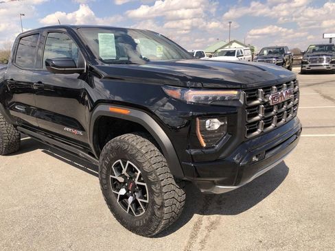 Used 2024 GMC Canyon AT4X AWD/4WD image 7